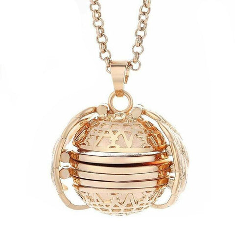 Pendant Necklace Photo Pendant Necklace Choker Decoration Jewelry.